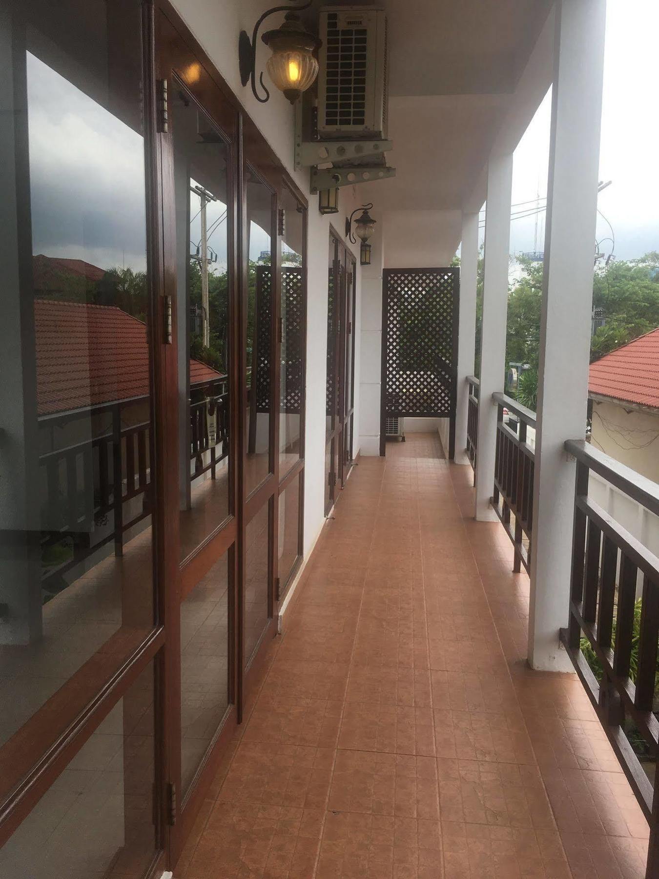 Av Hotel เวียงจันทน์ ภายนอก รูปภาพ